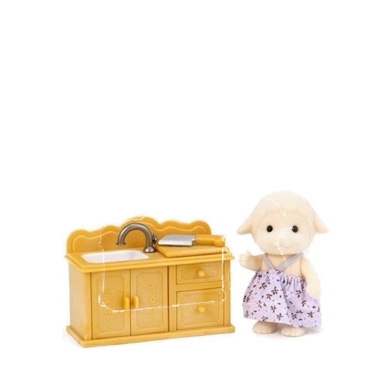 Sylvanian Families EBS SHEEP SISTER W/ KITCHEN - EPOESFC51410EBT
