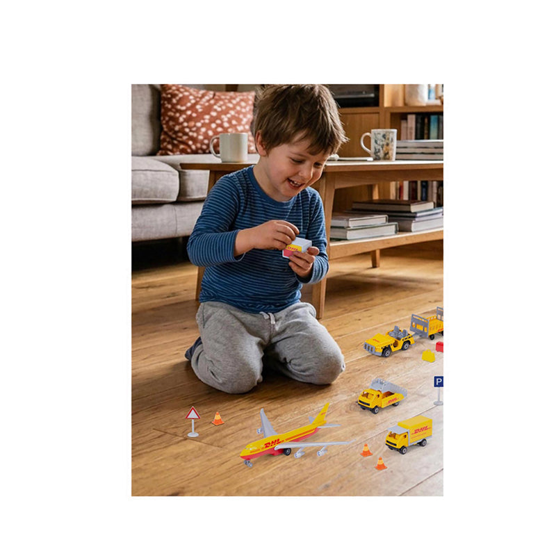 DIK26 DHL Airport Playset DIK203743018