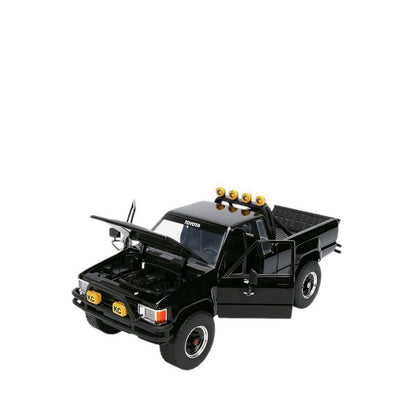 Jada Toys HWR BTTF: Marty's Skateboard w/ 1985 Toyota SR5 Pickup Truck