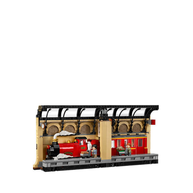 LEGO® Harry Potter TM Book Nook: Hogwarts# Express - 76450